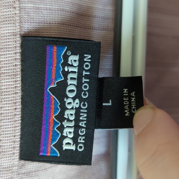 Patagonia Cotton Button Up - Picture 2 of 6